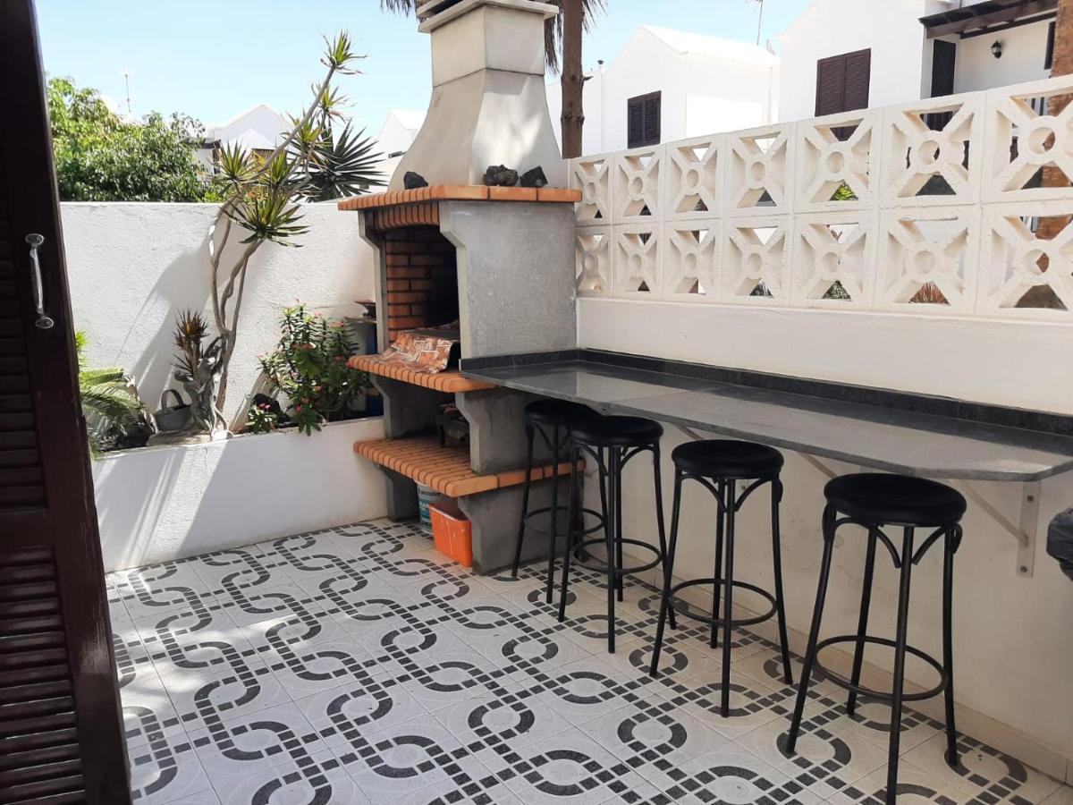 Apartamentos Playa Honda Mácher 外观 照片