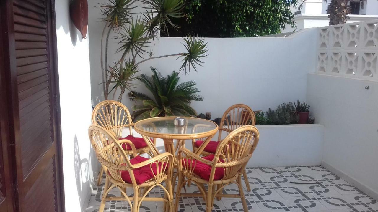 Apartamentos Playa Honda Mácher 外观 照片