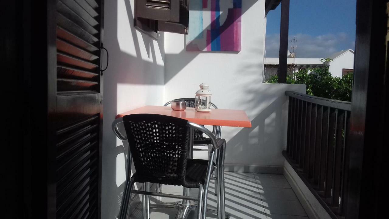Apartamentos Playa Honda Mácher 外观 照片